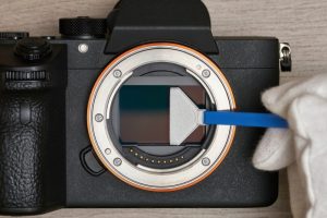 How to Clean Mirrorless Camera Sensor